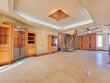 洽專員💯五期正樓中樓視野五房室內42坪三平面車位