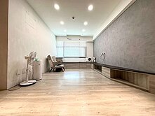 佳瑪商圈三房坡平車百萬裝潢即可入住