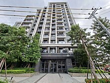 新光遠百‧青海河南商圈‧採光三房平車邊間樹梢戶