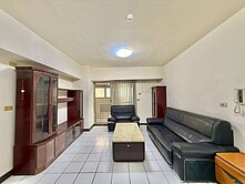 西屯東大好市多旁高樓大三房