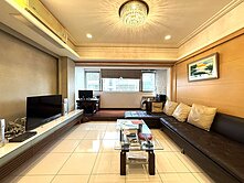 住商林可縈 🌈內湖邊間電梯四房車🌈