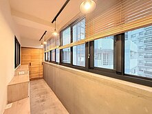 洽專員出價談逢甲旁精美大三房室內33坪平面車位