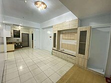 君臨天下一樓3房車庭院戶