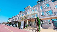 花田錦厝近湖口前院停車美別墅