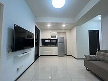 MY逢甲次頂樓三面採光大兩房平車/找我價格好談