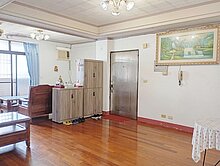 美屋尋有緣人~捷運站旁大坪數美寓~旁有美食商圈