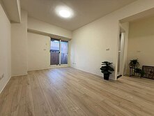 專❗️黎明商圈❗️百萬裝潢超大四房+車位