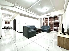 房仲JJ縣三城峰匯高樓採光3+1房附車位~安興國小