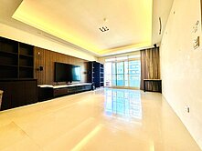 房仲JJ椰林大道四房高樓朝南雙車位