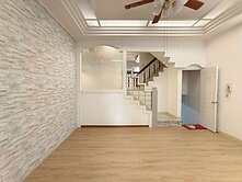 陽明學區透天五樓車位