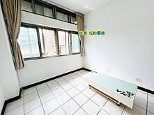 獨家~~四號公園低總電梯兩房