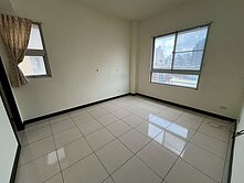 南勢角捷運金門新村三房+坡平車位