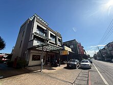 礁溪龍潭市區4房金店住~台灣房屋婕如~小豬