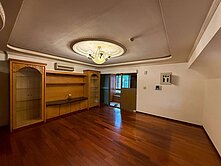 府中誠品文書三房車🍎🍎🍎🍎