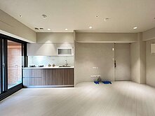 L.L｜登峰21｜曉明女中旁｜兩房兩衛平車百萬裝潢