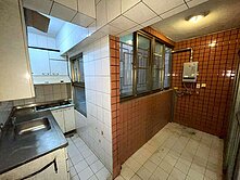 興大國圖館旁三旁車位單坪不用21萬