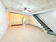 降價👍宜蘭酒廠旁~便宜~大面寬邊間透天👍