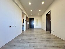 登陽春賞｜中高樓層｜大二房平車｜雙套衞浴｜朝南