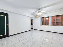 近捷運🚈電梯方正4房+車位