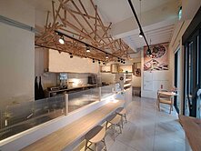 郡都當代/高醫商圈/臨路鈔級賺店面+平車