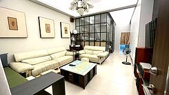 頭家五房車庫別墅