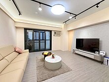 曾意婷南屯全新整理精密園區三房平車