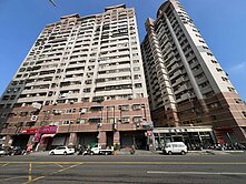 中安路上漂亮店面1-3樓