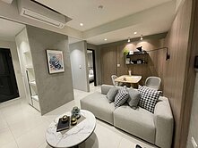 華鳳特區/日之曜水嘎2房大平車