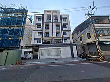 大灣國小輕屋齡2房平面車位