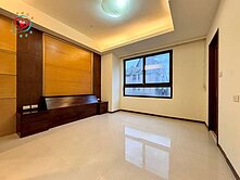 維也納花園次頂樓三房雙車位