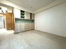 專任✨中山醫旁 ✦ 高樓三房車位✦百萬裝潢戶