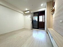 阿晴🌈專任中山醫三房車裝潢戶