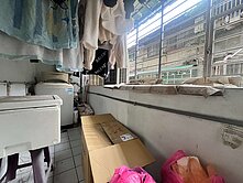  三和國中公寓【屋齡】32年  捷運站步行約4分鐘