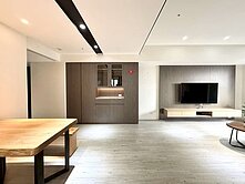 東方嘉磐｜ 專任｜ 西區勤美草悟道｜高樓視野平車