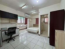 專-近一中商圈三面採光電梯大套房