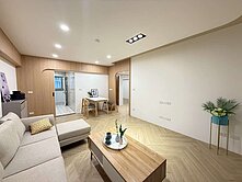 內壢健康城市三房車