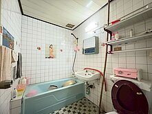 邦尼🍃我在一樓｜前院停車｜中興大學復古公寓