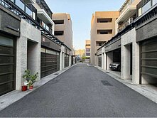 永信建設豐華大鎮全新裝潢併排雙車透天別墅