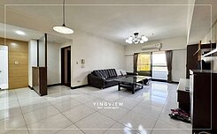 左營區崇德商圈｜高樓層景觀宅｜三房平移車位｜誠售