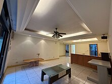 士東綠意靜巷方正三房三樓-住商張貴英