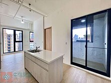 中信韋霖🍎松江南京🚇全新兩房管理休旅車位🍎