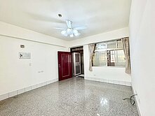 【新園烏龍市中心】免整理｜低總價｜三房平車華廈