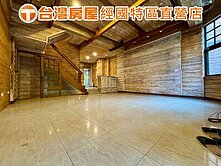 藝文✨福太別墅質感豪邸✨3大停車位✨雙拼採光讚