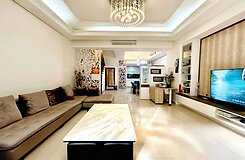 【新光重劃區/大地坪輕屋齡/氣質典雅別墅】