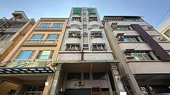 巨蛋商圈/精華地段/室內大/美三房