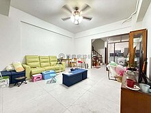 專任太平【長平晴境】輕屋齡雙車輕裝潢美別墅