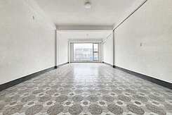 專任稀有釋出正臨16米路朝南精華地段醒目透天店面