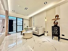 力行市場靜巷低公設華廈國泰格局美裝３房