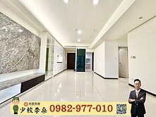 🪖少校李桑🎖高樓視野朝南戶四改三房雙平車