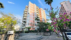 震撼實價登錄樓中樓採光王四房三衛平面車位